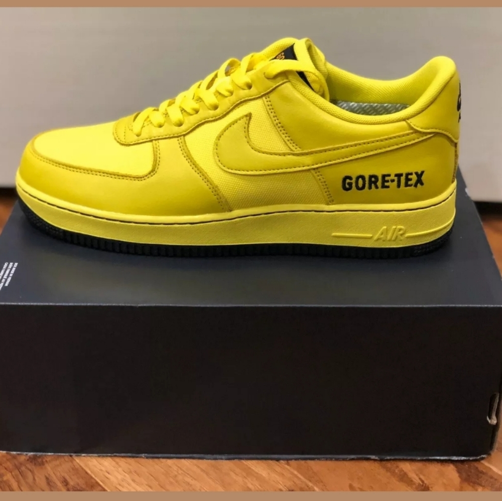 Nike Air Force 1 Gore-Tex Mens Size 11.5 - Picture 2 of 7